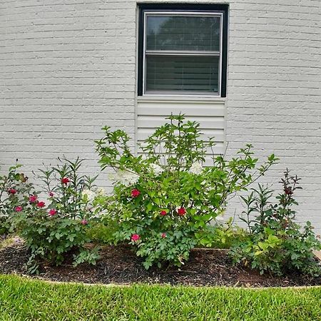 Cozy Townhome Retreat With King Bed Near I-10, Capitol, Fsu & Famu Tallahassee Kültér fotó