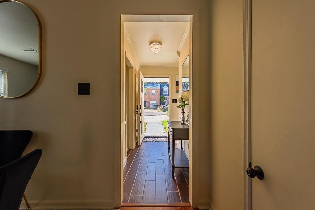 Cozy Townhome Retreat With King Bed Near I-10, Capitol, Fsu & Famu Tallahassee Kültér fotó